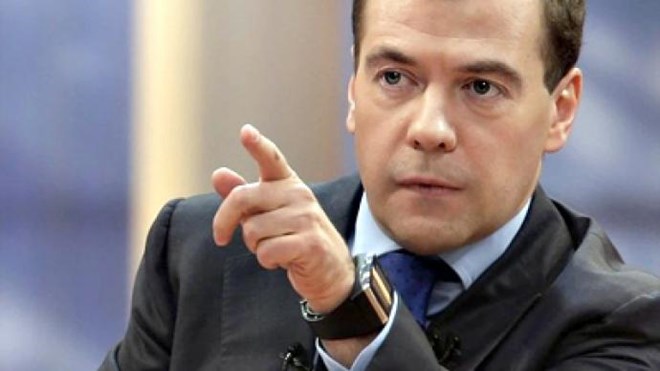 Thủ tướng Medvedev: Nga tài trợ hơn 80 tỷ USD cho Ukraine